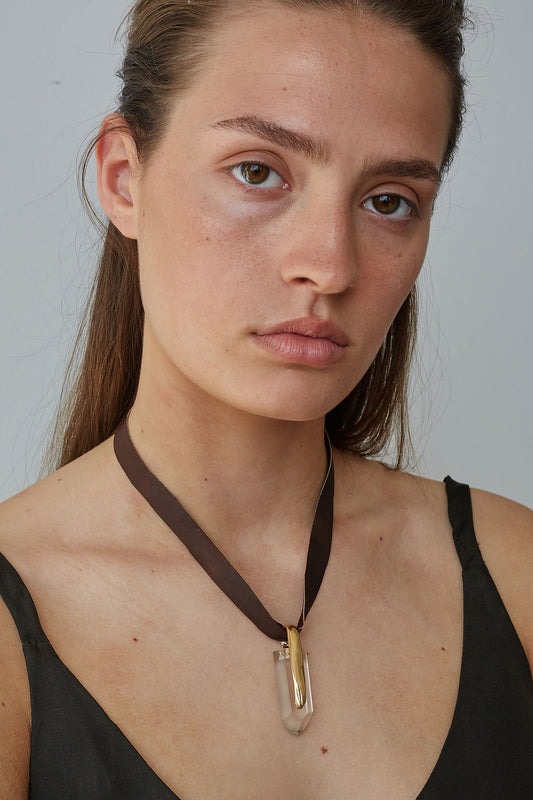 RESIN AND POWDER QUARTZ SPIKE WITH LEATHER